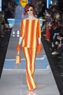 Moschino Fall 2018 Ready-to-Wear , Moschino осень зима 2018 , Fashion show , неделя моды в Милане , MFW , Mainstyles